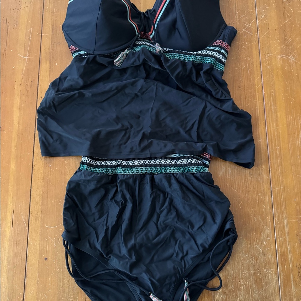 Cacique Black and White Striped Swimwear